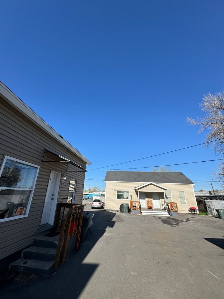 Ogden Avenue Apartments - Photo 4 of 22