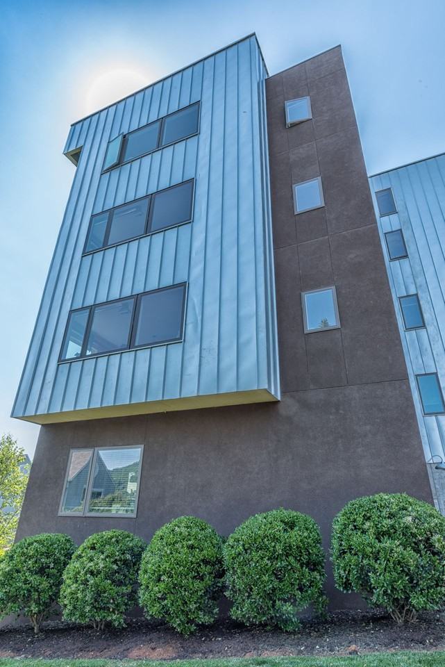 1050 Druid Ave. - Photo 2 of 4