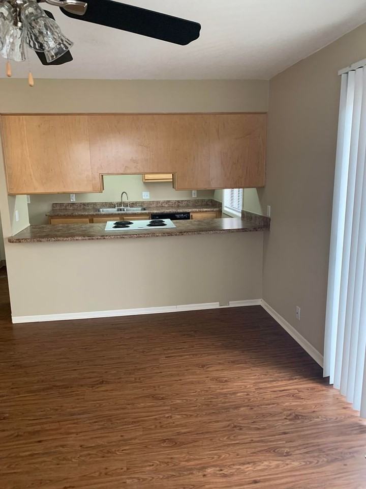 Superior Place Apartments - Photo 4 of 43