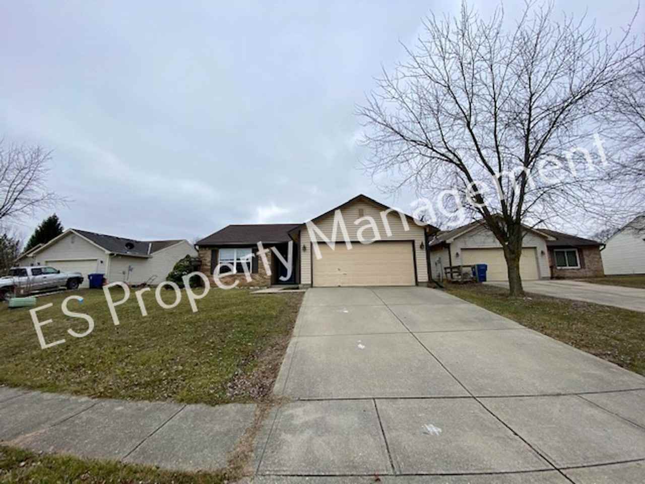 6032 Riversport Ct - Photo 3 of 25