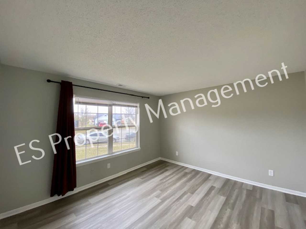 6032 Riversport Ct - Photo 4 of 25