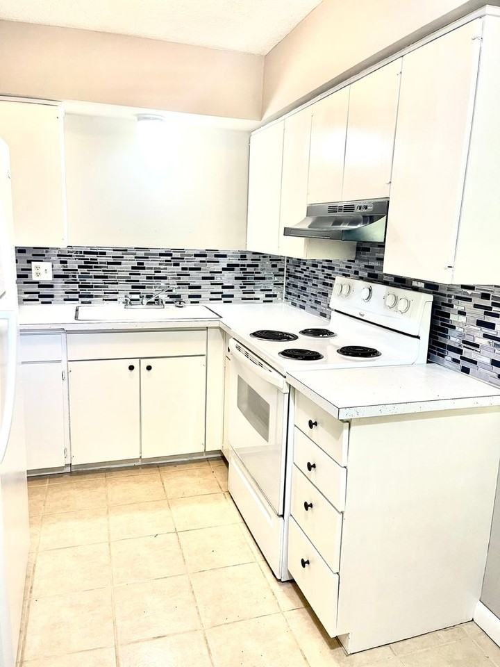 Garfield - Photo 6 of 15