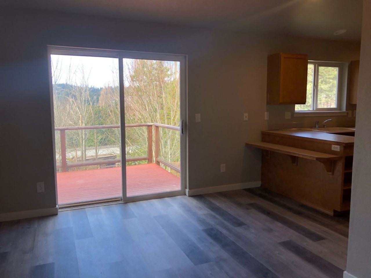 922 34th St - Photo 6 of 20