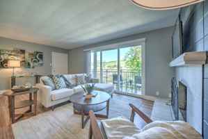 featured image of 2 Shelley Dr