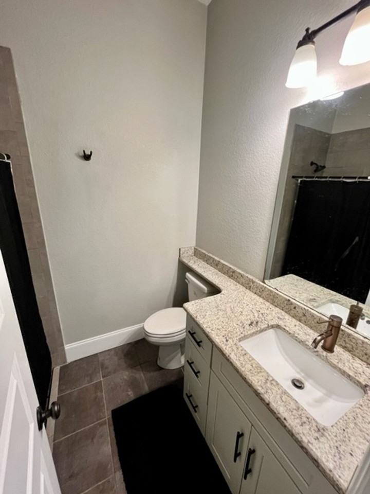 ZSS - 317 Barbourville Dr - Photo 2 of 9