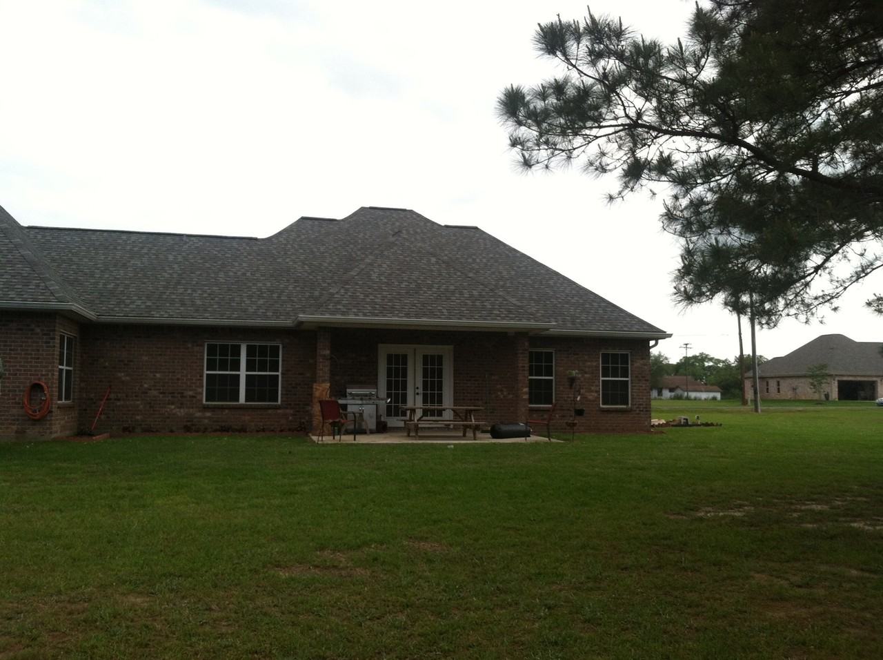 105 Mirante Dr - Photo 2 of 8