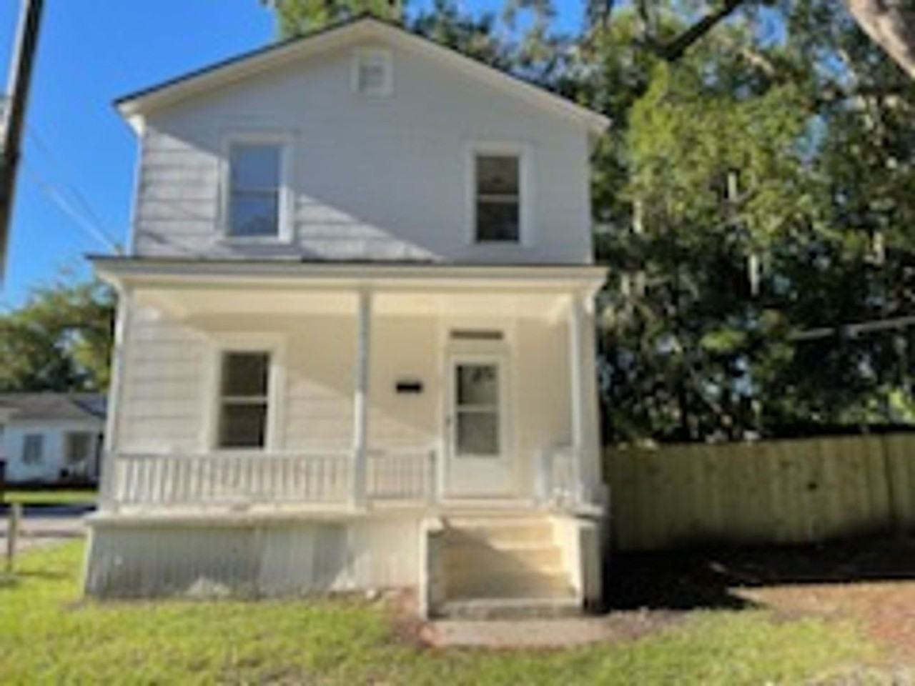 101 W 57th St - Photo 3 of 17