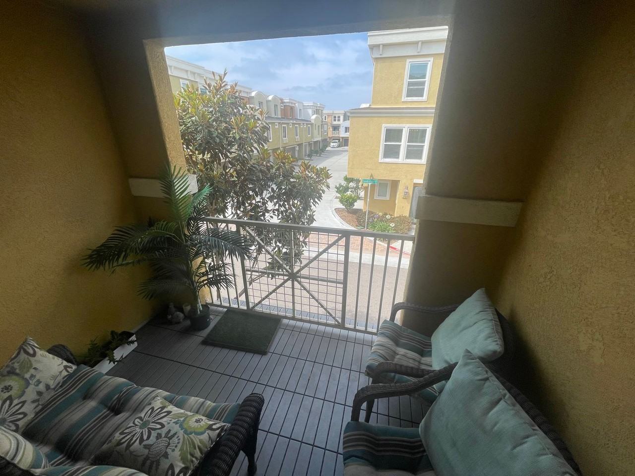 3505 Sandcastle Ln - Photo 5 of 22