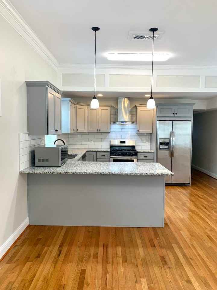 1467 Bland St - Photo 3 of 31