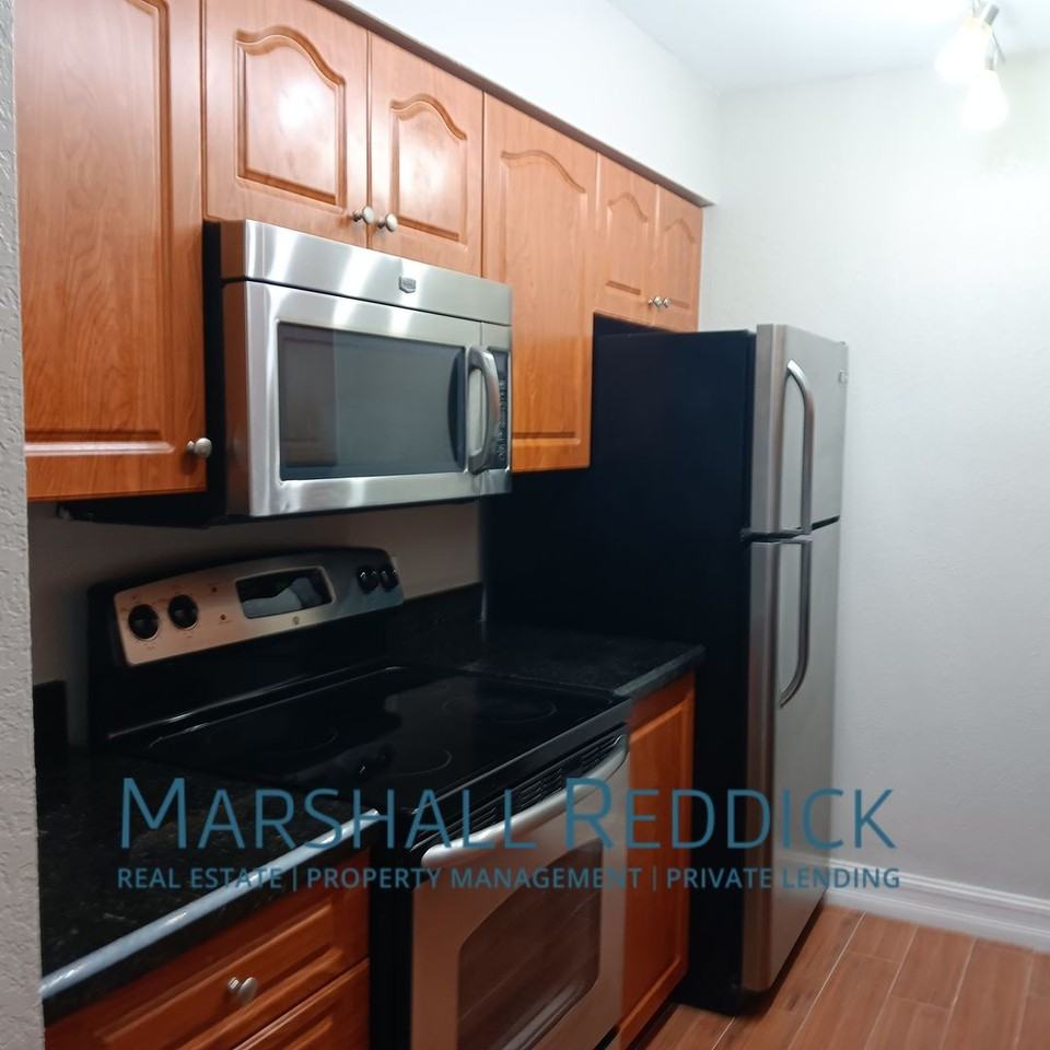 5327 Summerlin Rd - Photo 5 of 13