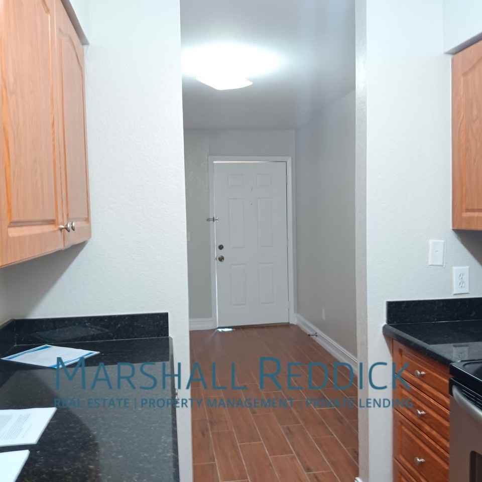 5327 Summerlin Rd - Photo 6 of 13