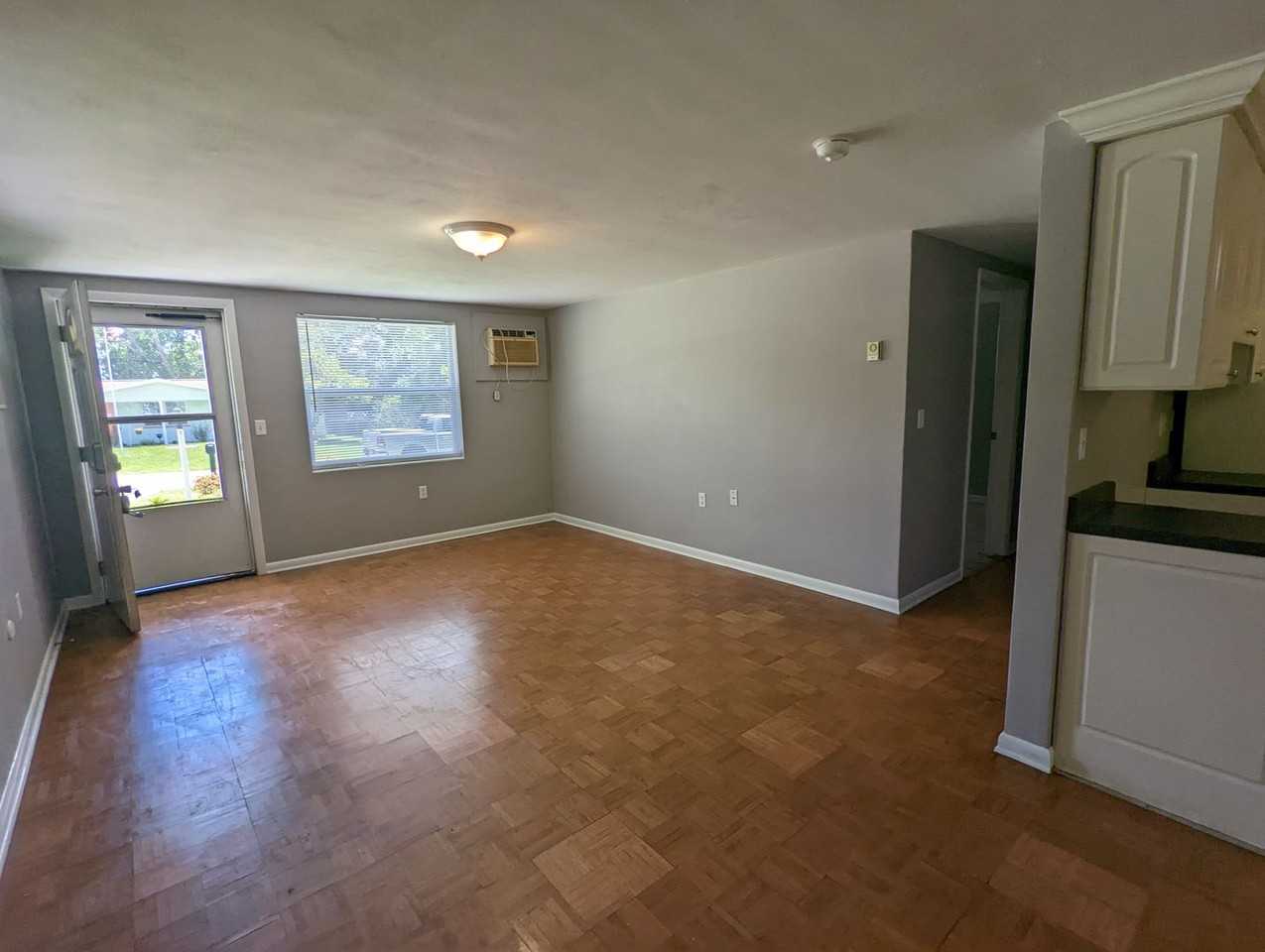 13 Hoover St - Photo 3 of 14