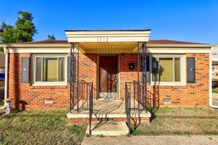 1713 N Page Ave - Photo 1 of 1