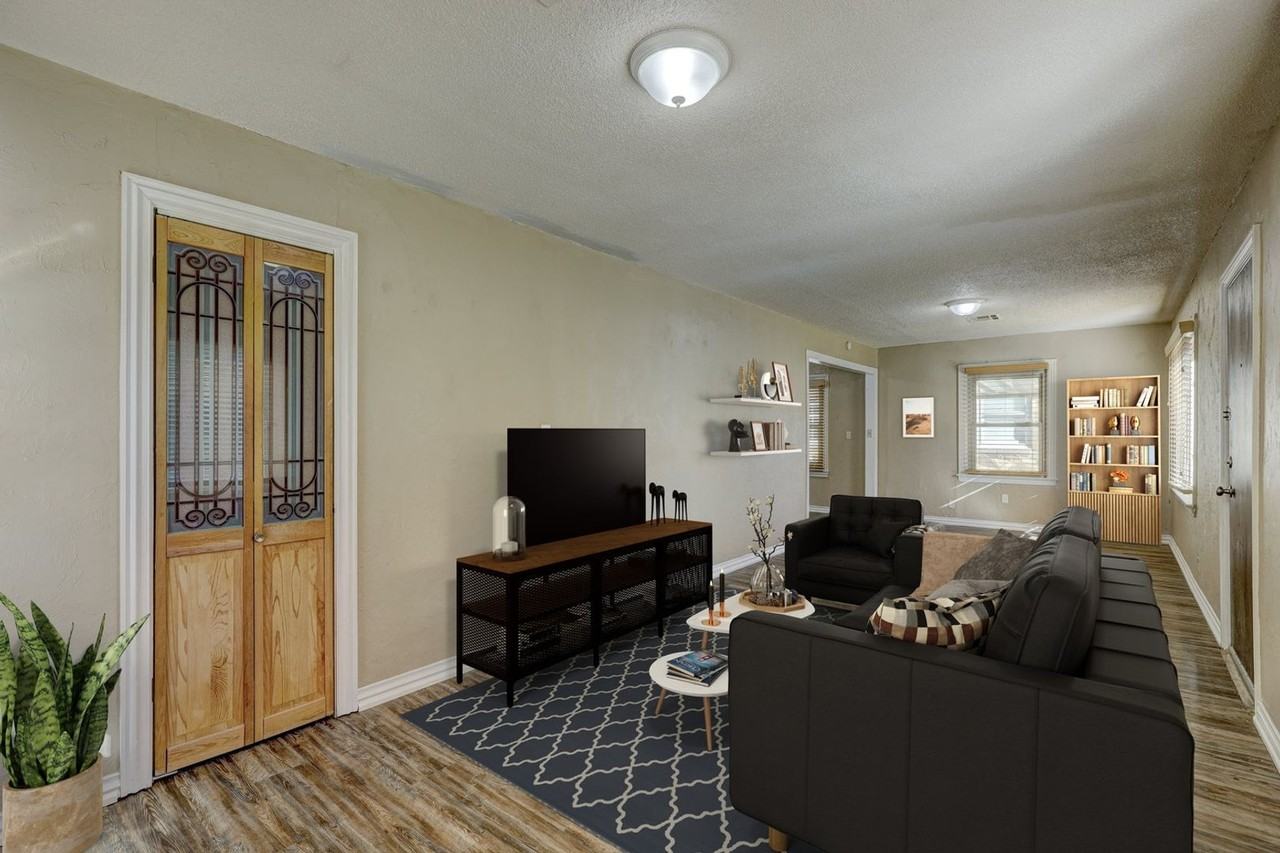 1713 N Page Ave - Photo 3 of 50