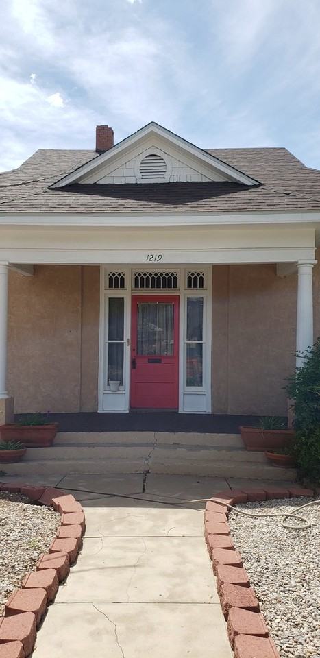 1219 Michigan Ave - Photo 2 of 48