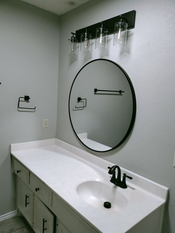 5534 93rd St - Photo 6 of 15