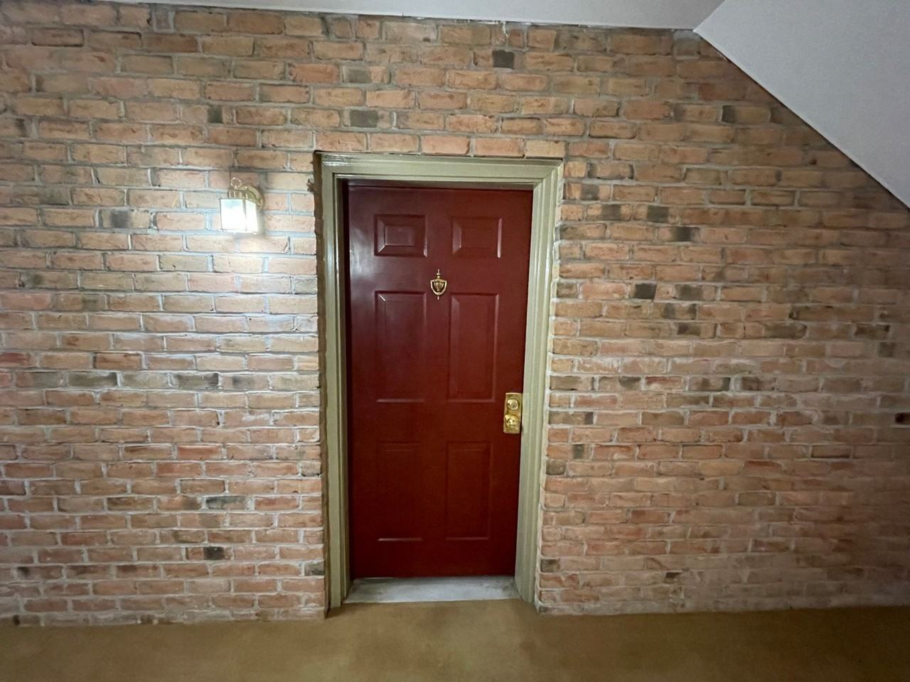 8 Cloverwood Court - Photo 3 of 15