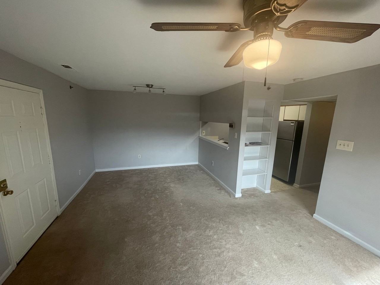 8 Cloverwood Court - Photo 4 of 15