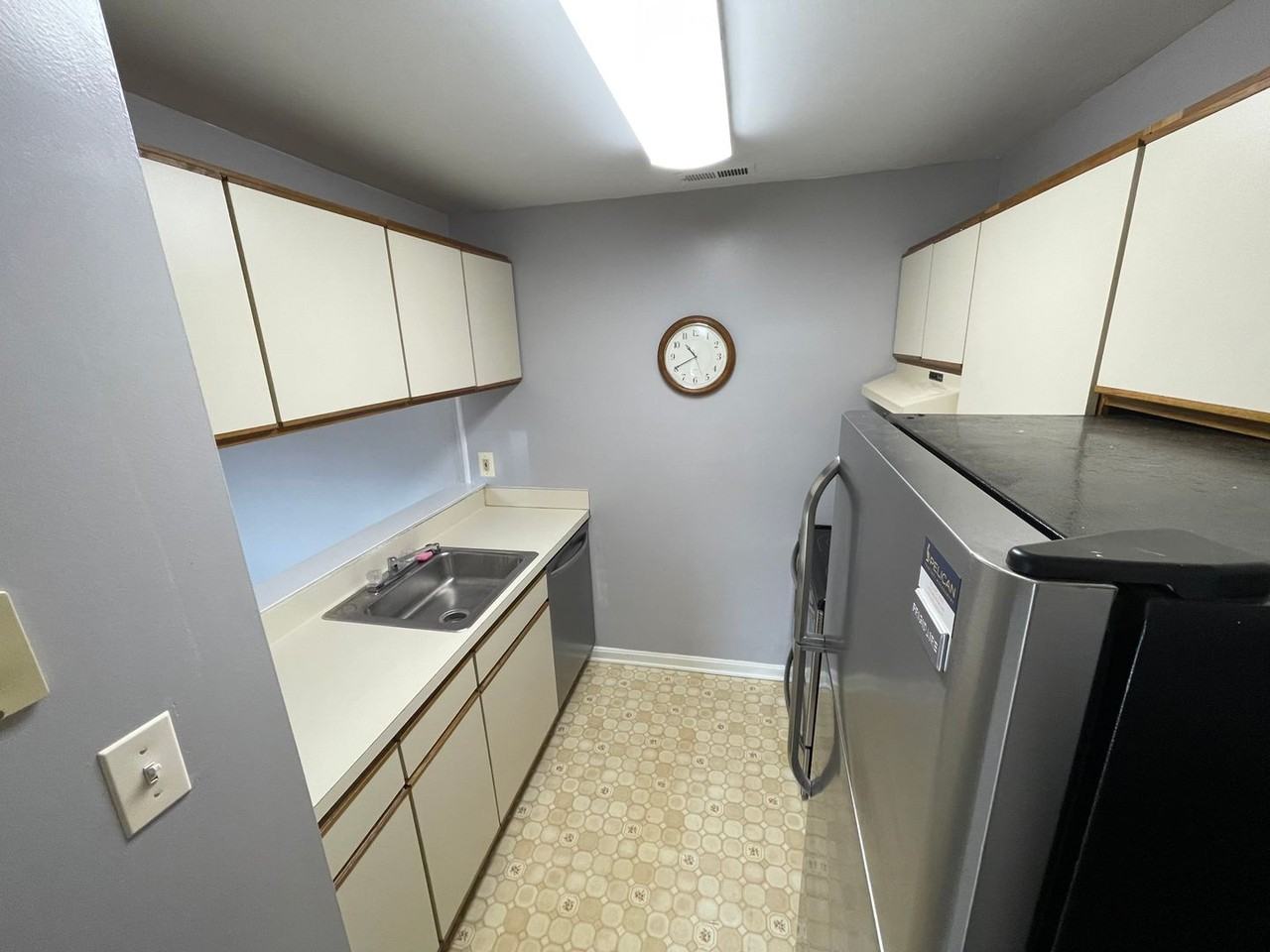 8 Cloverwood Court - Photo 5 of 15