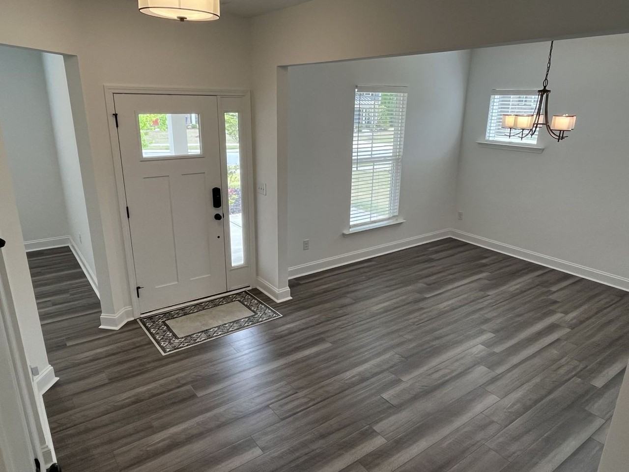 616 Southstone Dr - Photo 4 of 44