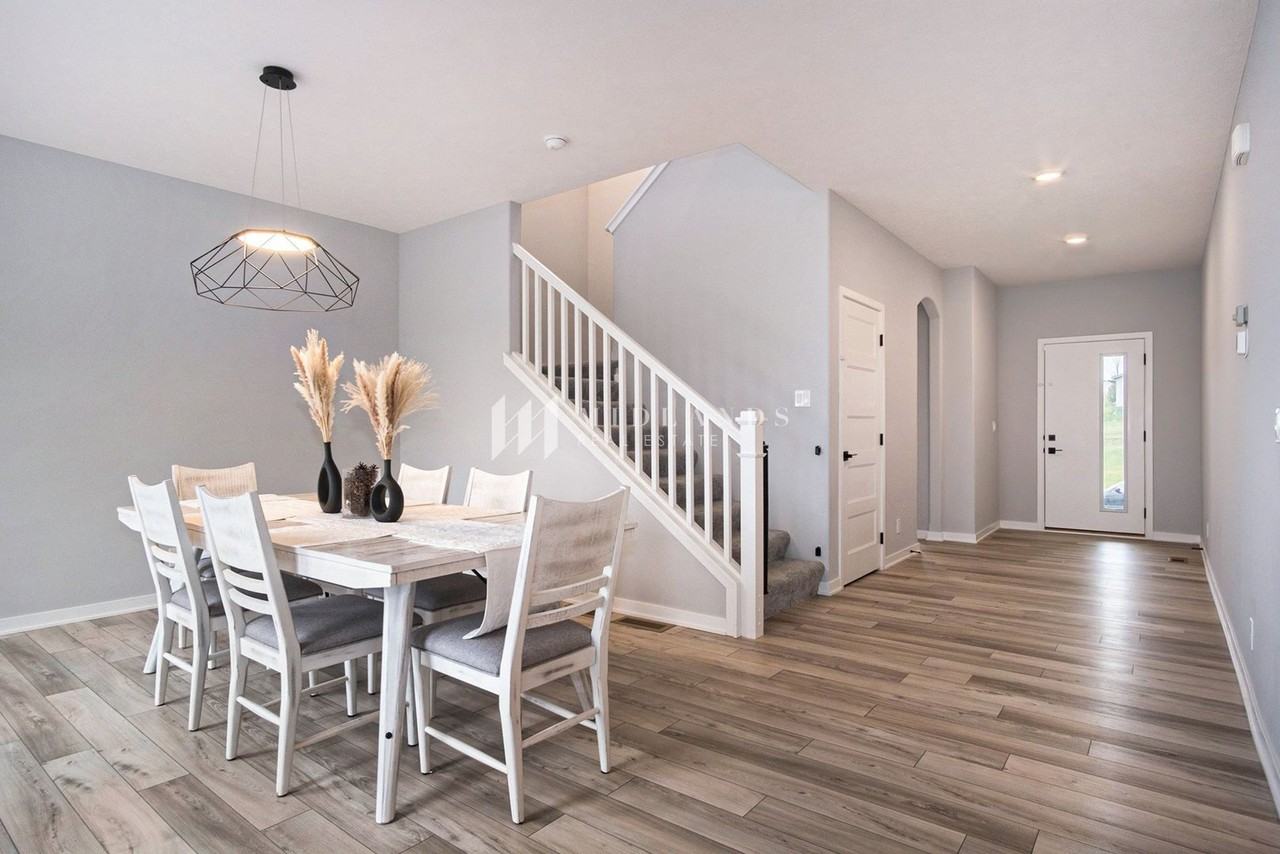 11230 Cove Hollow Dr - Photo 3 of 15
