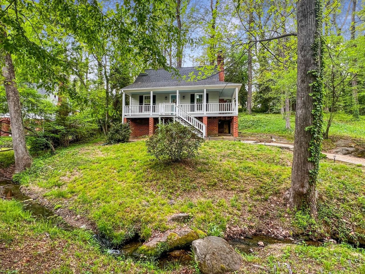 1840 Glencove Ln - Photo 2 of 28