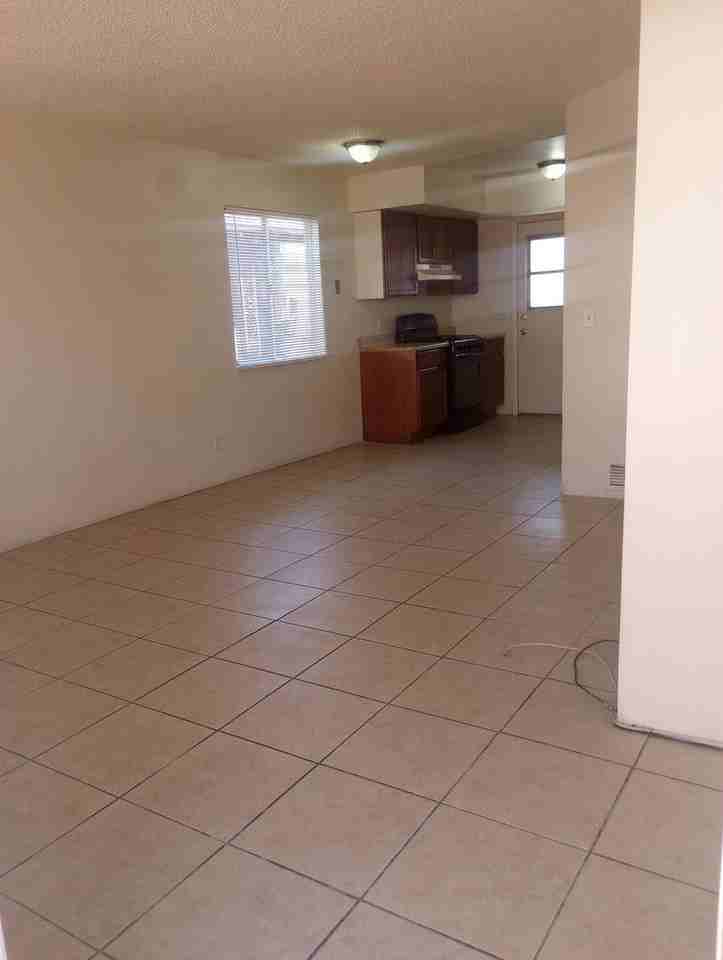 5th Avenue 3815 - Photo 3 of 8