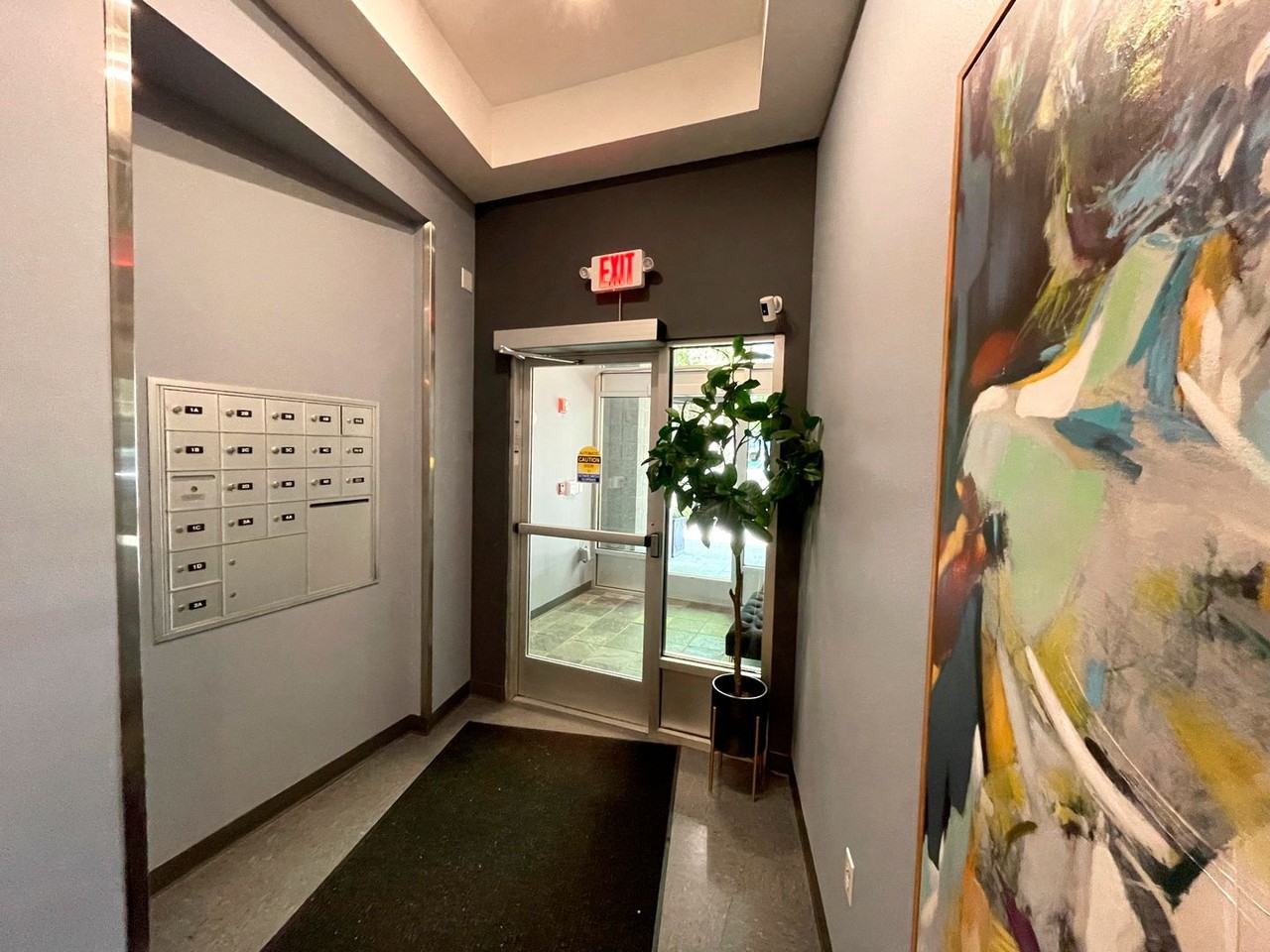 327 Nw Park Ave #4D - Photo 2 of 20