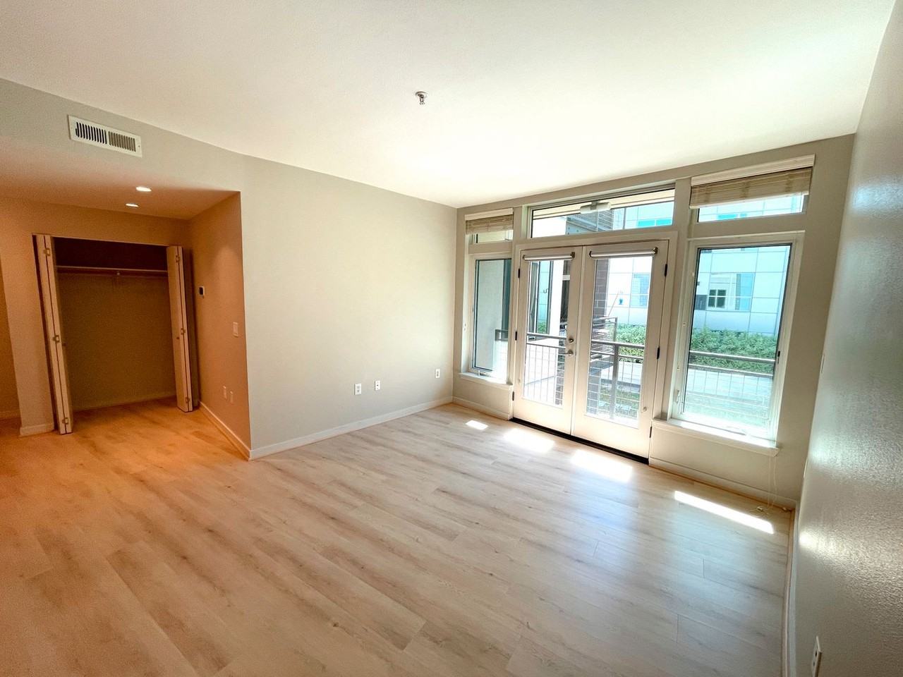 327 Nw Park Ave #4D - Photo 6 of 20