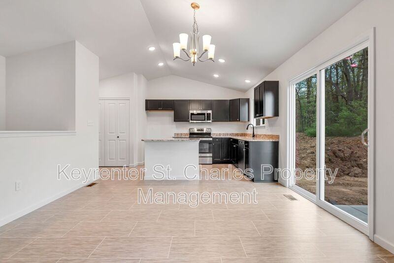 508 Birchwood Dr - Photo 3 of 17