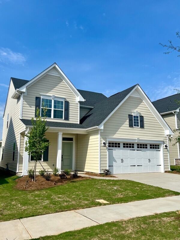 1841 Giana Ln - Photo 2 of 37