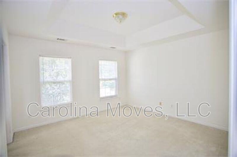 107 Constantine Way - Photo 6 of 20