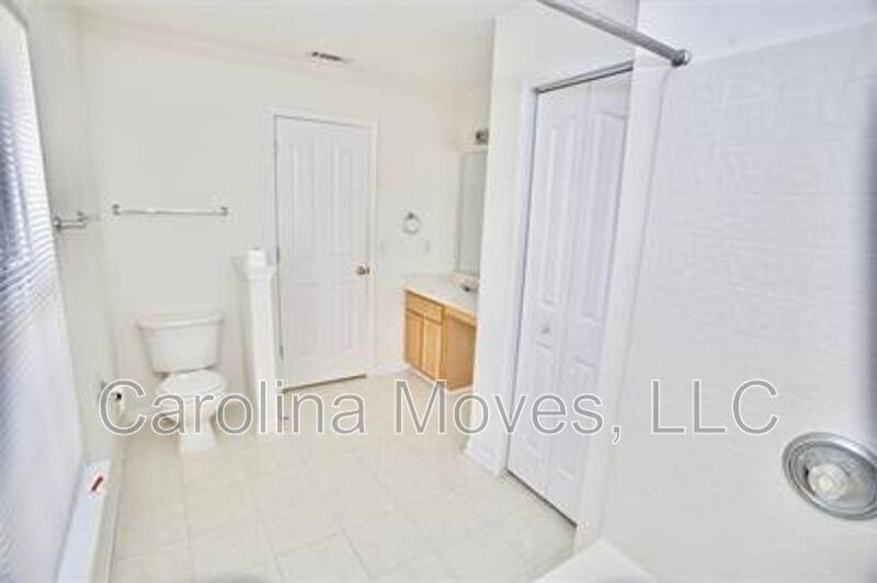 107 Constantine Way - Photo 7 of 20