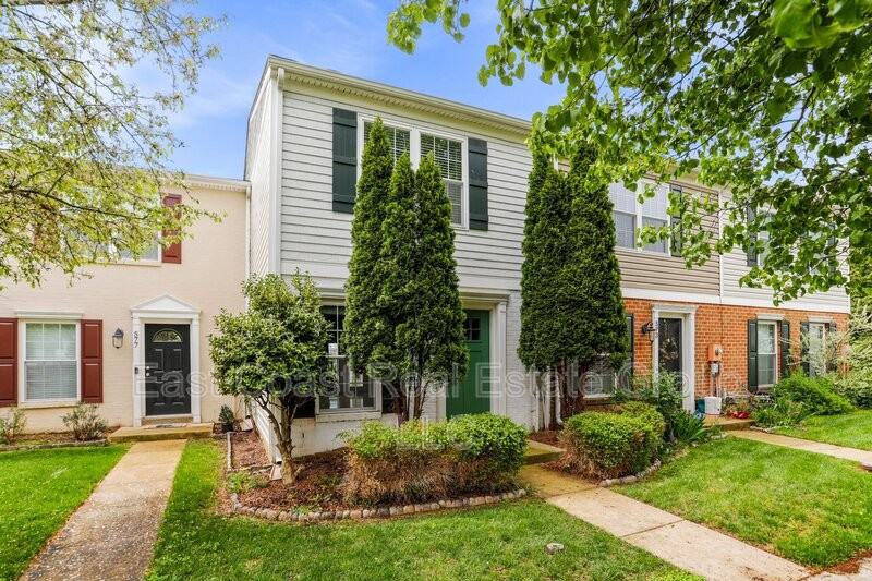 575 Lancaster Pl - Photo 2 of 26