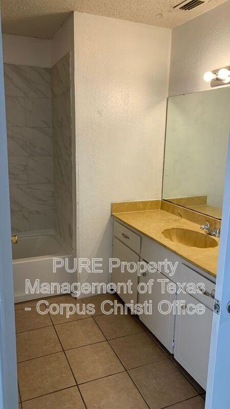 740 Orleans Drive - Photo 5 of 14