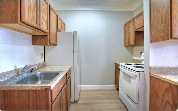 328 N. Notre Dame Ave. - Photo 4 of 24