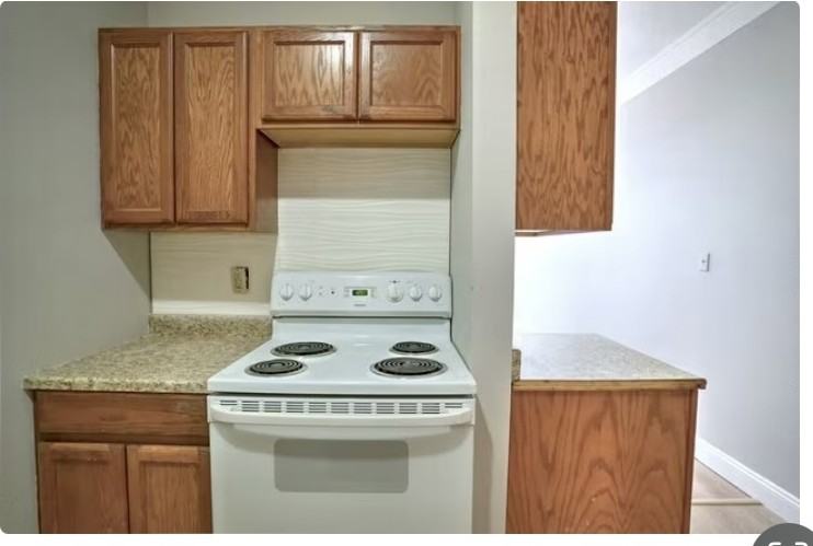 328 N. Notre Dame Ave. - Photo 5 of 24