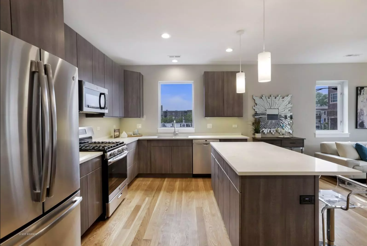 1127 W. Granville Ave. (#9235) - Photo 3 of 11