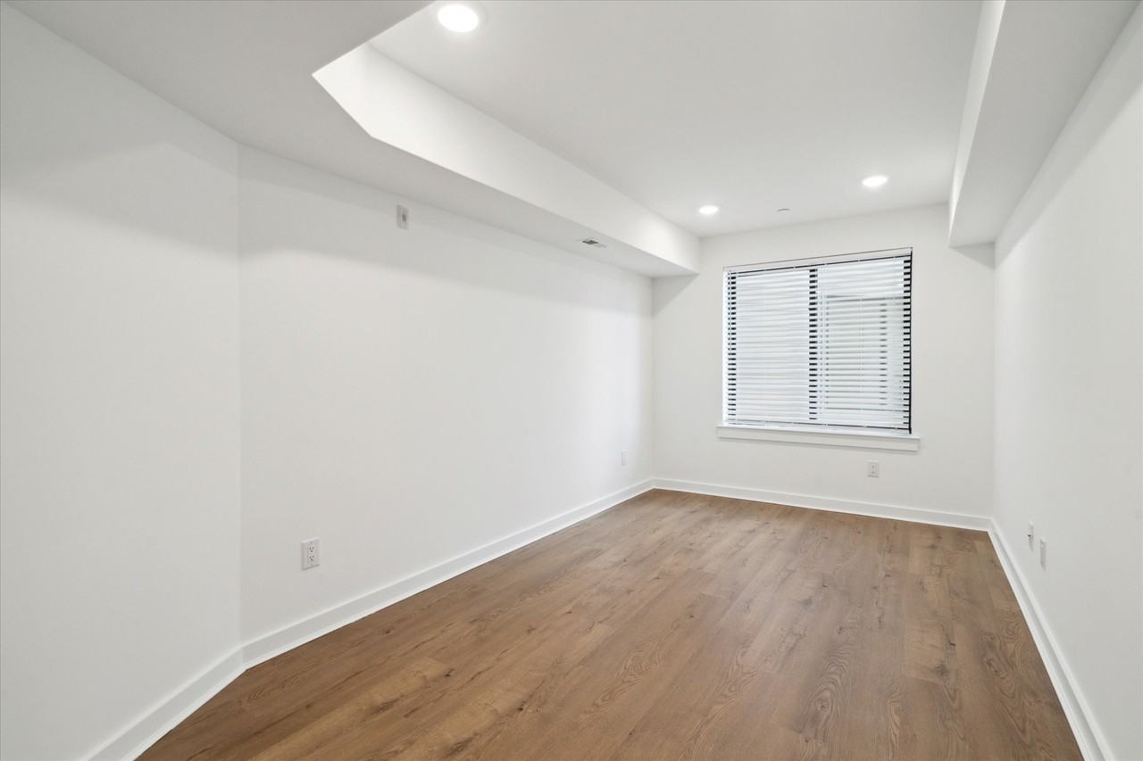 1951 Point Breeze Avenue - Photo 7 of 24