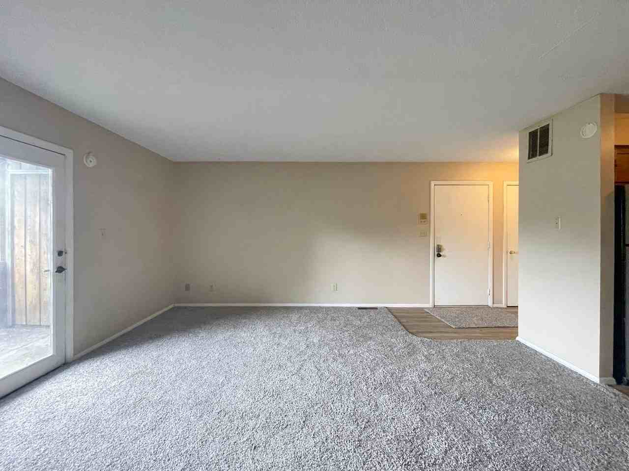 920 North Linden Street #2 - Photo 4 of 14