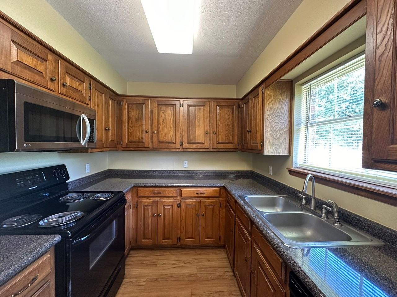 10503 County Road 1265 - Photo 7 of 21