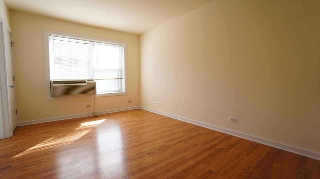 1850 Humboldt LLC - Photo 2 of 7