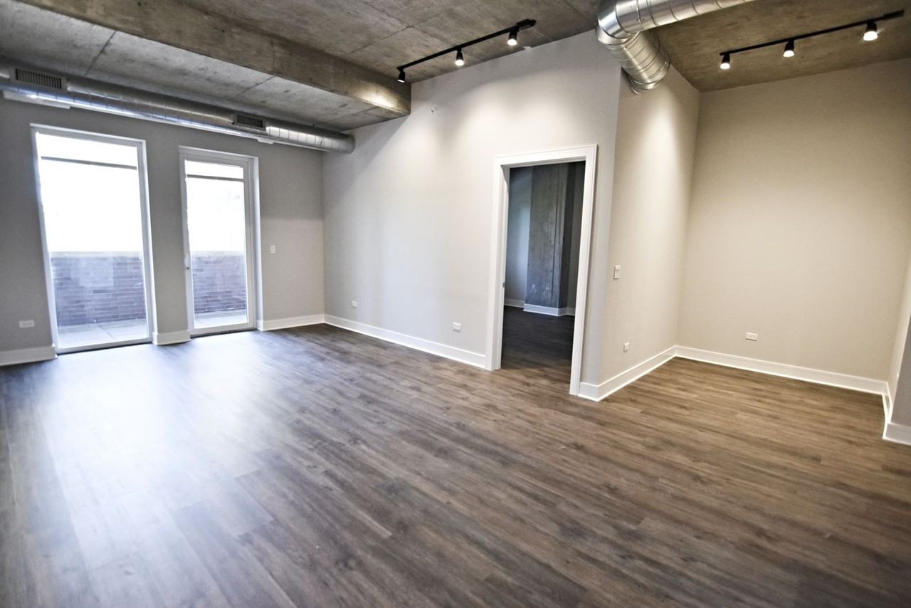 The Eagle Building - Photo 5 of 50