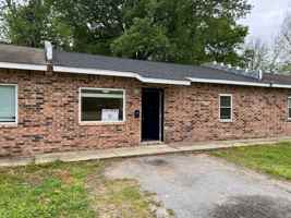 featured image of 203 Tucker Inn