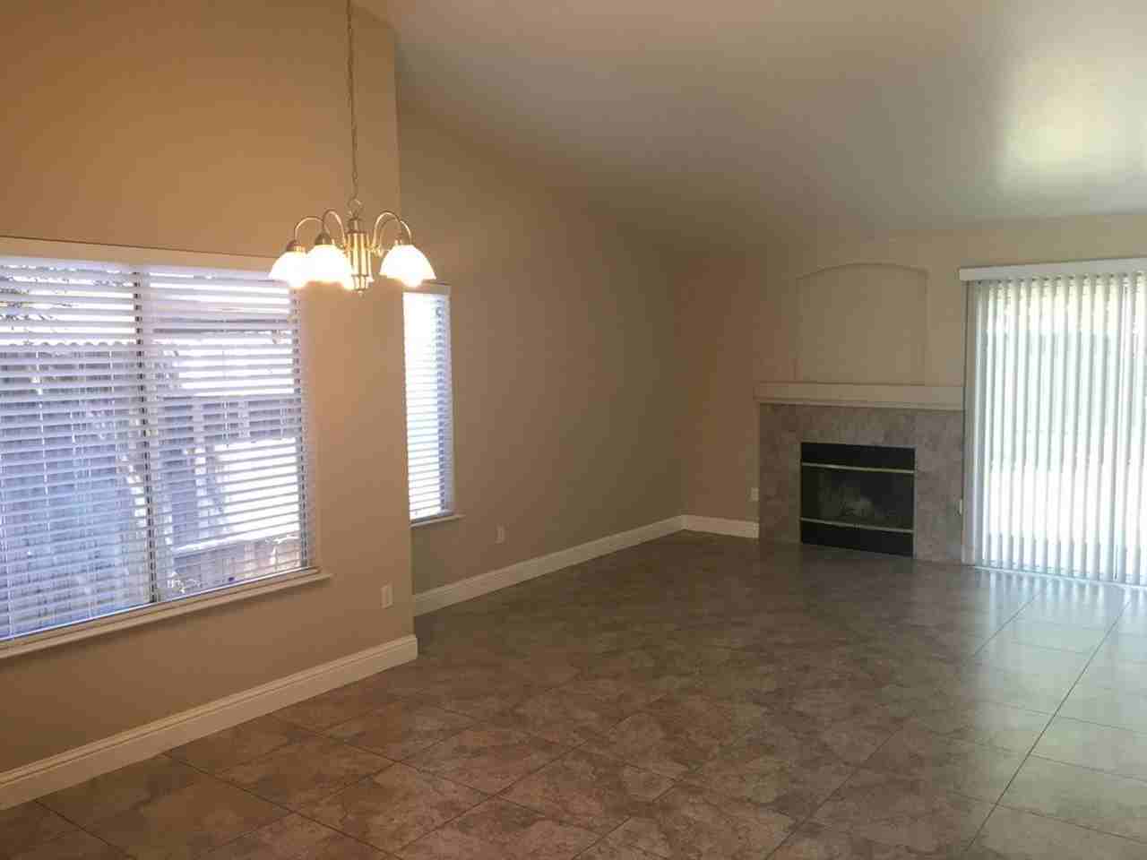 4330 Stride Way - Photo 3 of 24