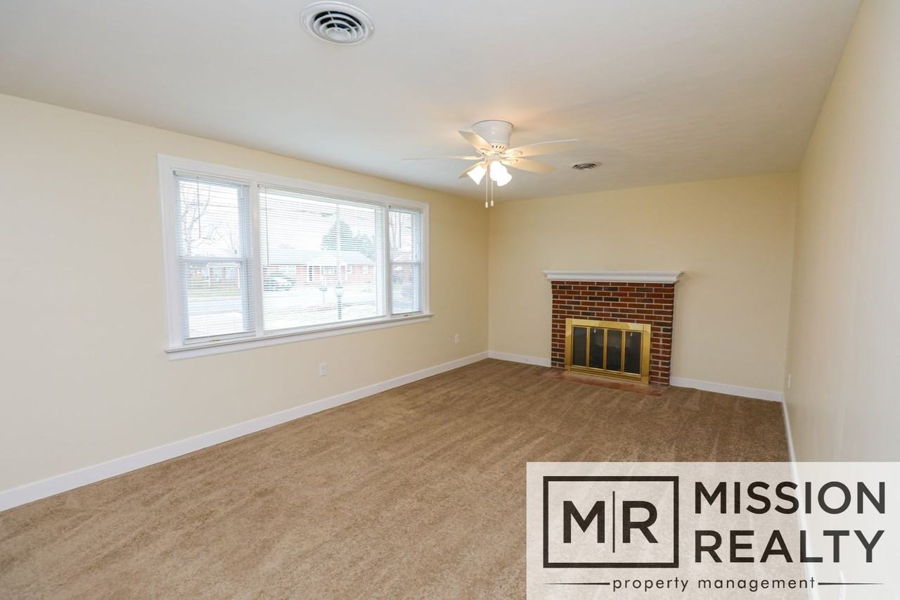 4823 Suecla Dr - Photo 2 of 15