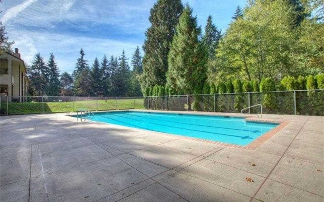 4416 145th Ave Ne - Photo 2 of 11