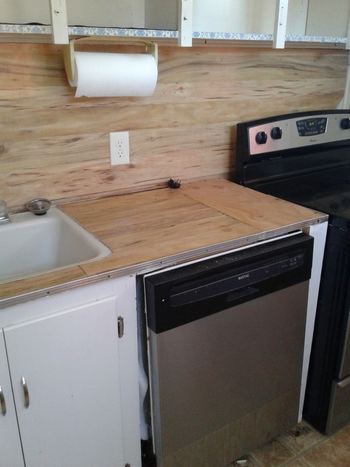 317 SE Dorion Ave - Photo 3 of 4