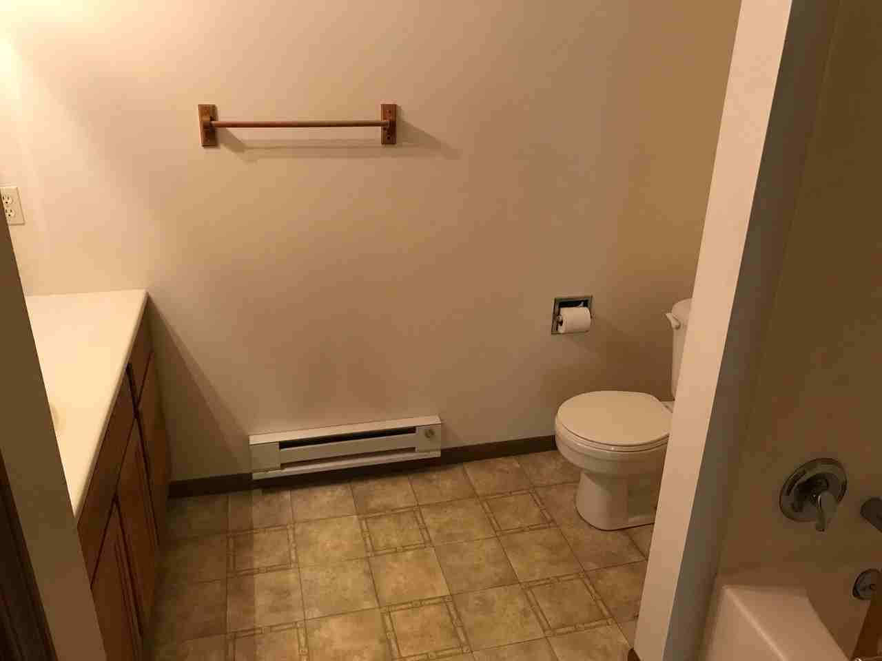 Silver Lake Rentals - Photo 5 of 18