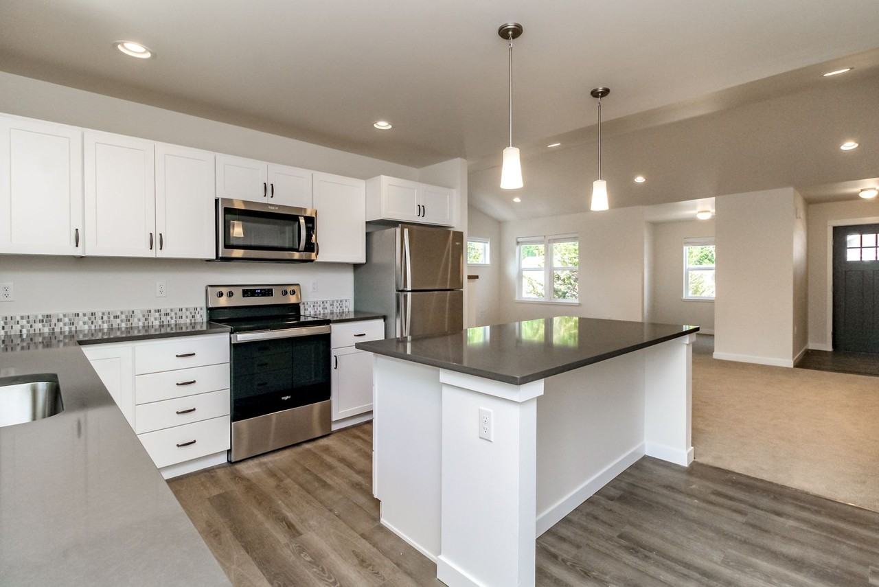 Cottages at Rosedale Village - Photo 5 of 15